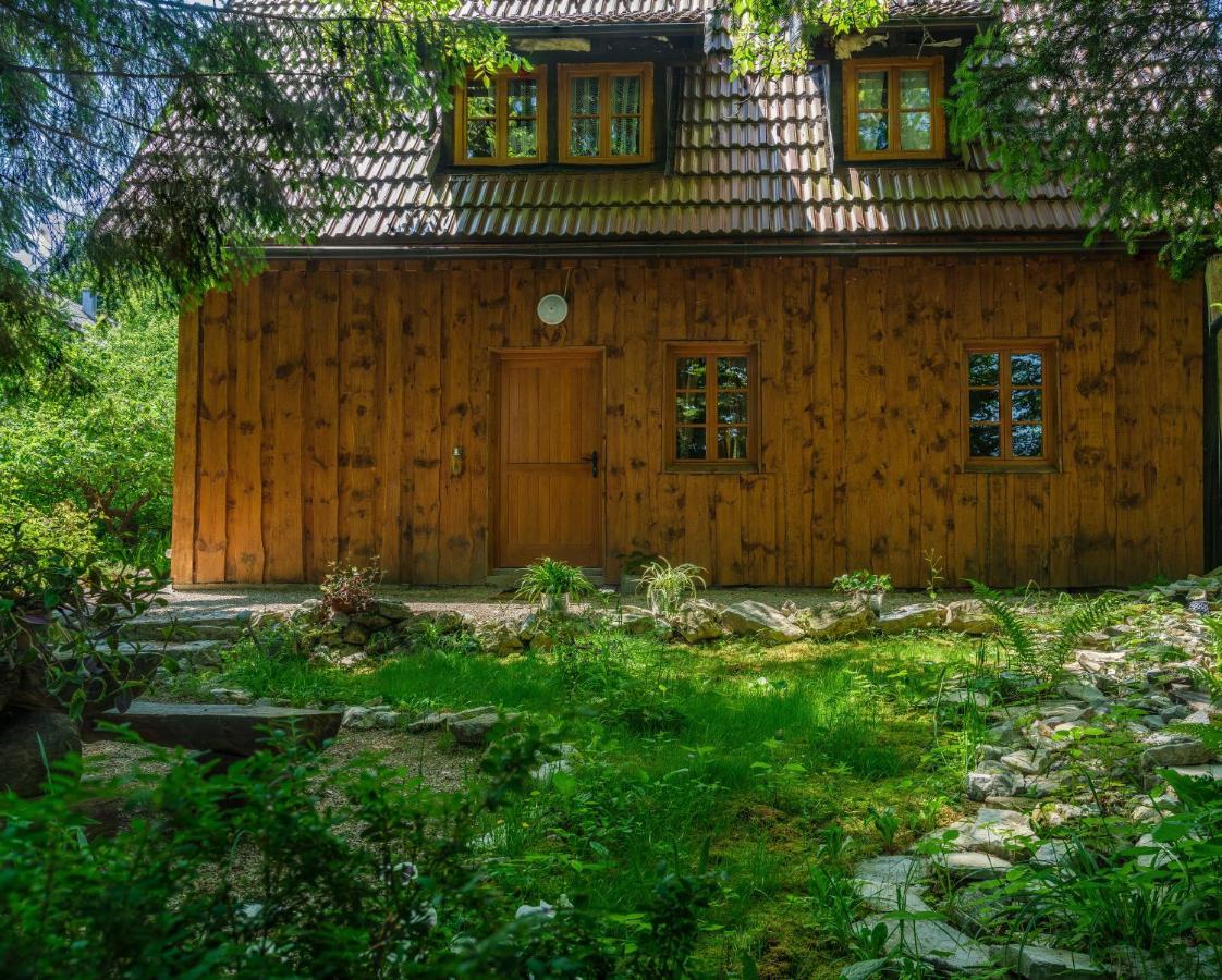 פליטויקה סלו Yeti Cabin מראה חיצוני תמונה